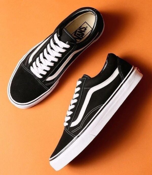 471cad81-064f-4f8d-8c2d-a6149d1e6f5f Vans Old Skool Skate Sneakers